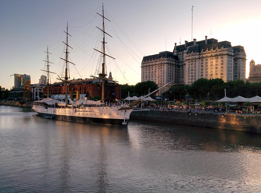 Apartamento Edificio Crucero Buenos Aires Esterno foto